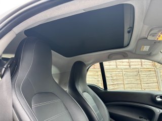 /photos/11381/157e1e36-afe8-76dc-80d2-e790f67ce4bf_i320x240.jpg